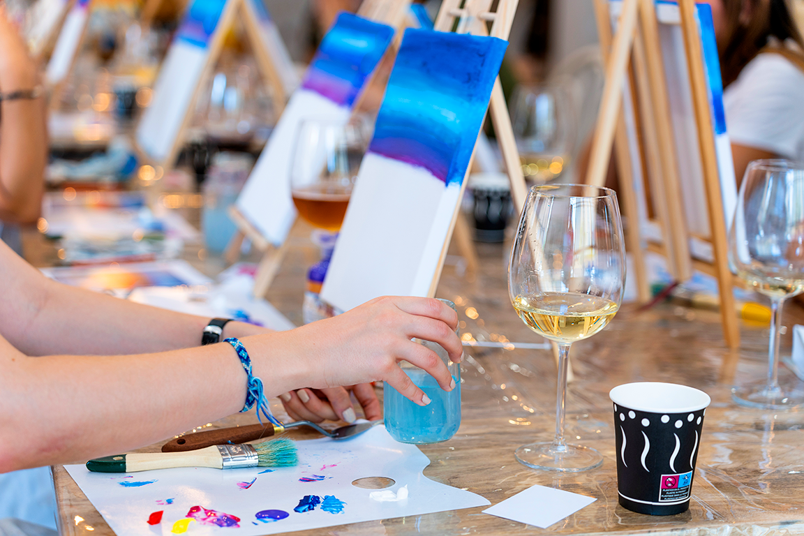 art-and-wine-workshop-glass-of-white-wine-to-live-2026-01-08-22-01-57-utc(1)